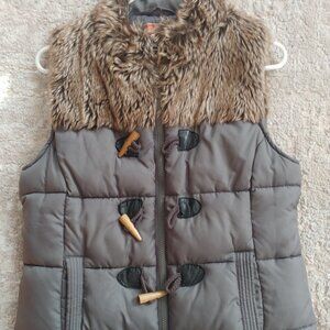 Ruff Hewn vest size Small